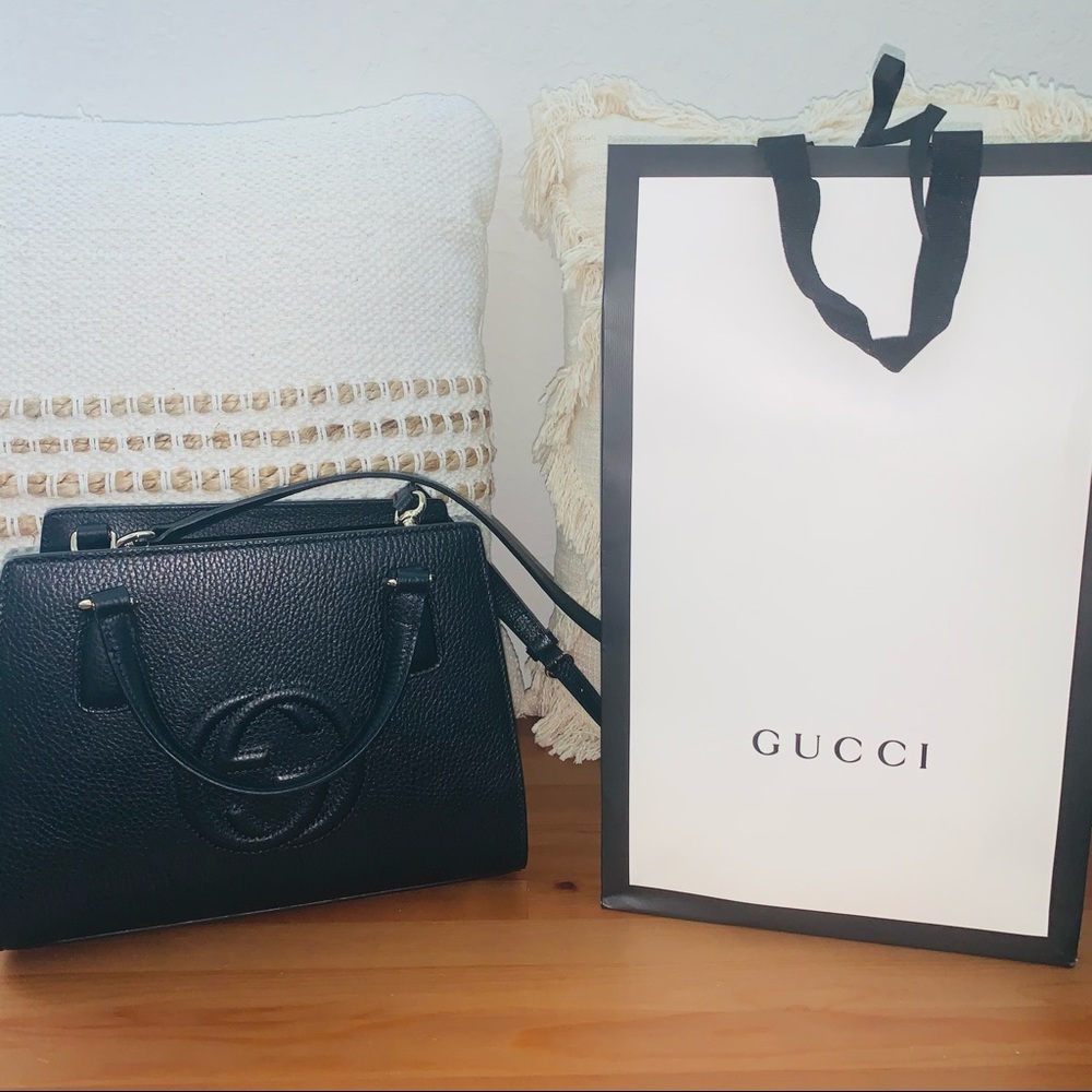 Gucci GG handbag with full length strap.